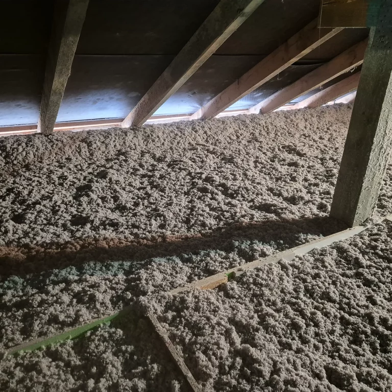 podloga-z-welna-termoizolacyjna-1500x1500